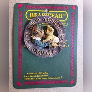 Boyds Collection Bearwear Grandma Pin